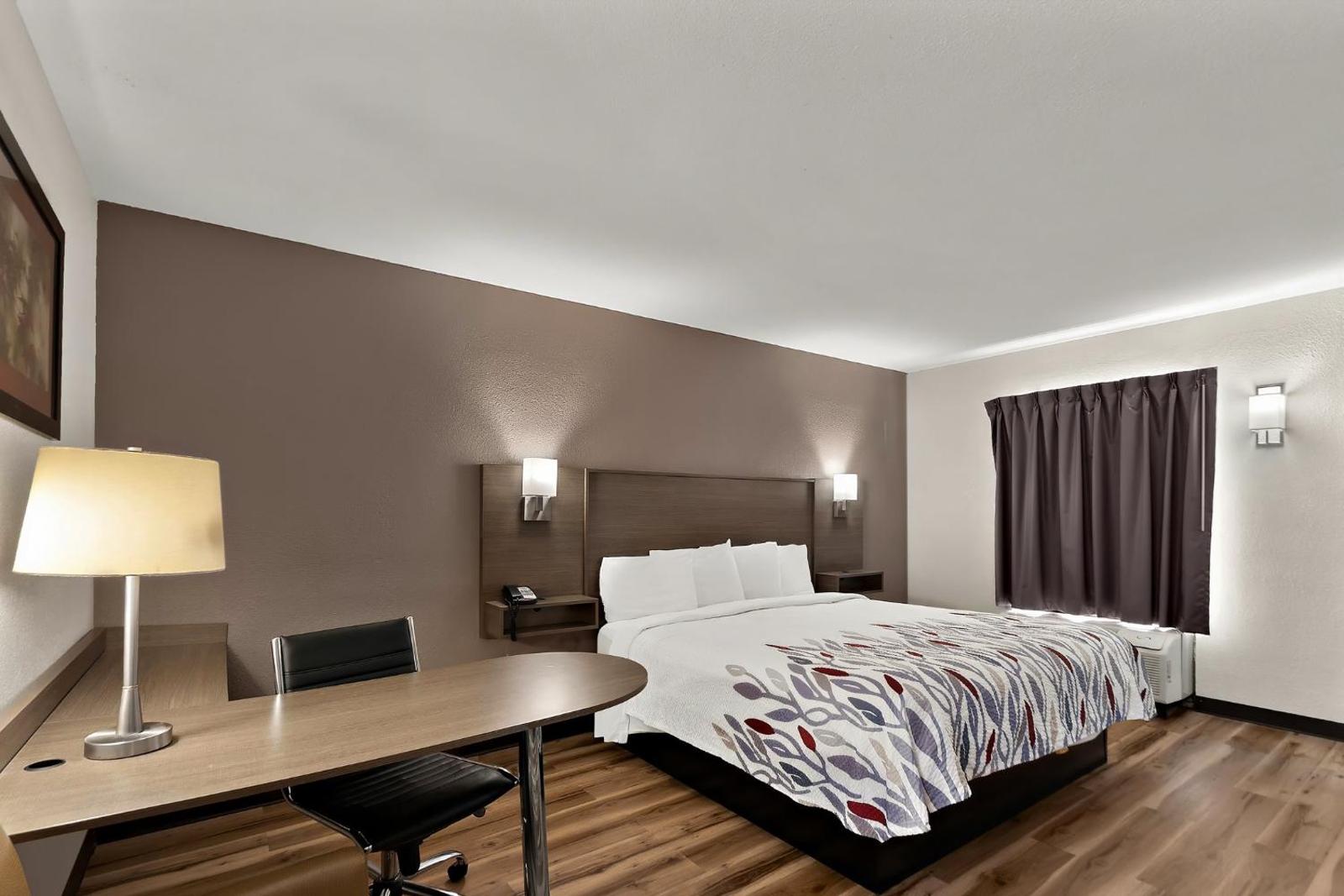 Red Roof Inn Winchester Main image 2